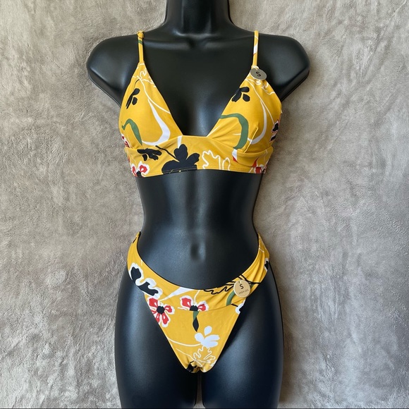 Yellow Tropical Pattern Matching Bikini Set - Picture 1 of 16